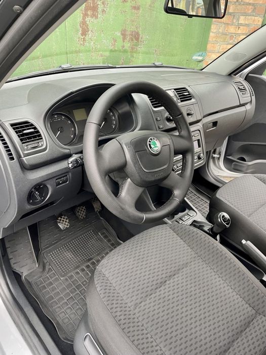 Skoda Fabia 1.4 газ/бенз 2011рік.