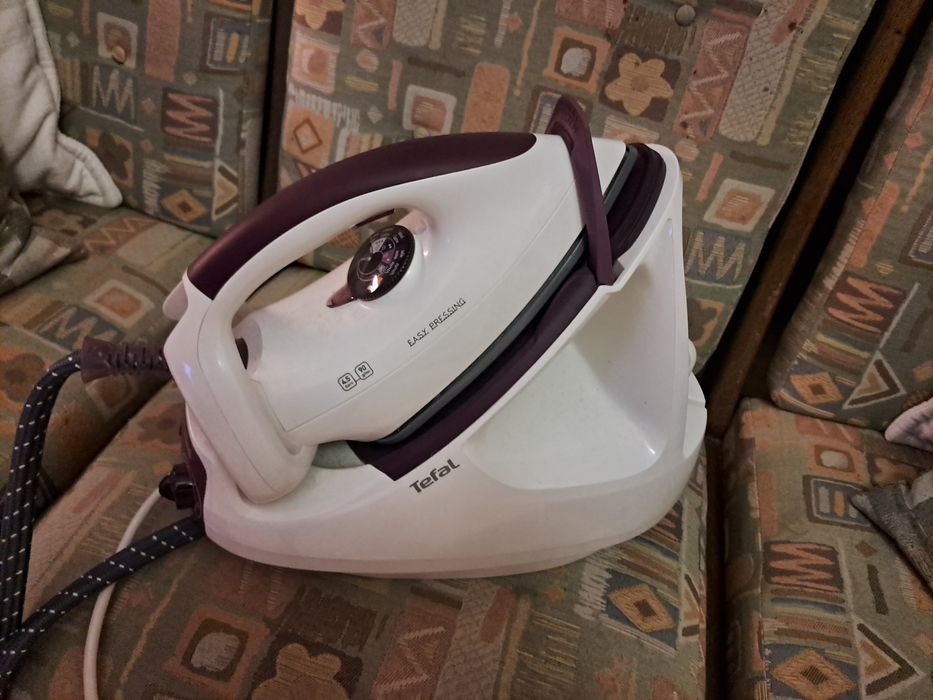 Żelazko generator pary Tefal Easy Pressing