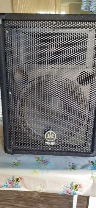 KOLUMNY YAMAHA BR12  300W