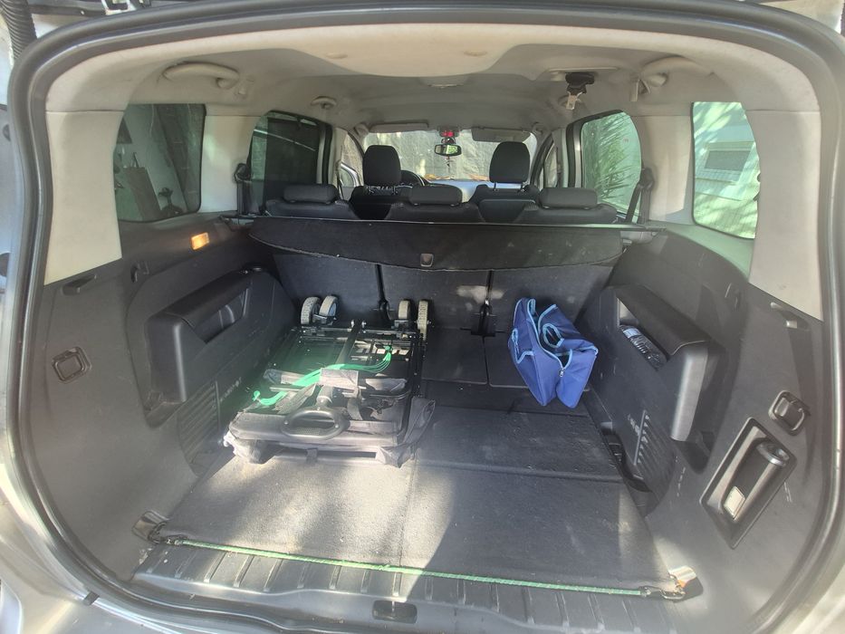 Peugeot 5008 1.6 hdi 7 Lugares
