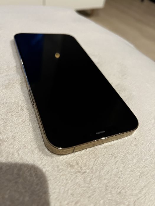 Iphone 12 Pro Max Gold -  bardzo zadbany.
