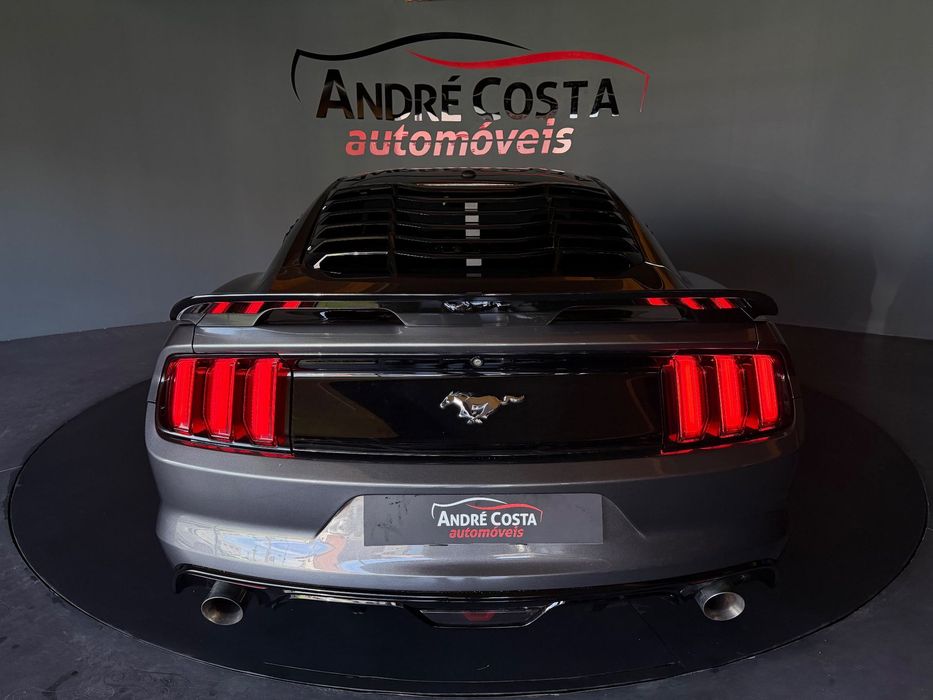 Ford Mustang 2.3i EcoBoost Aut. foto 4