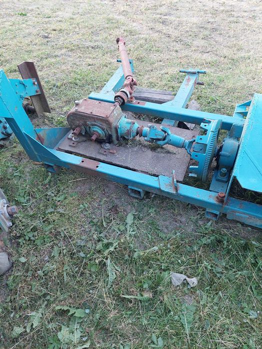 Кір прицепний до трактора.