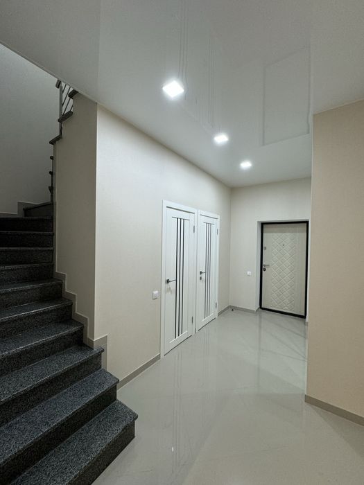 Власник оренда без комісії % ТаунХаус 115м2, метро Осокорки-200 метрів