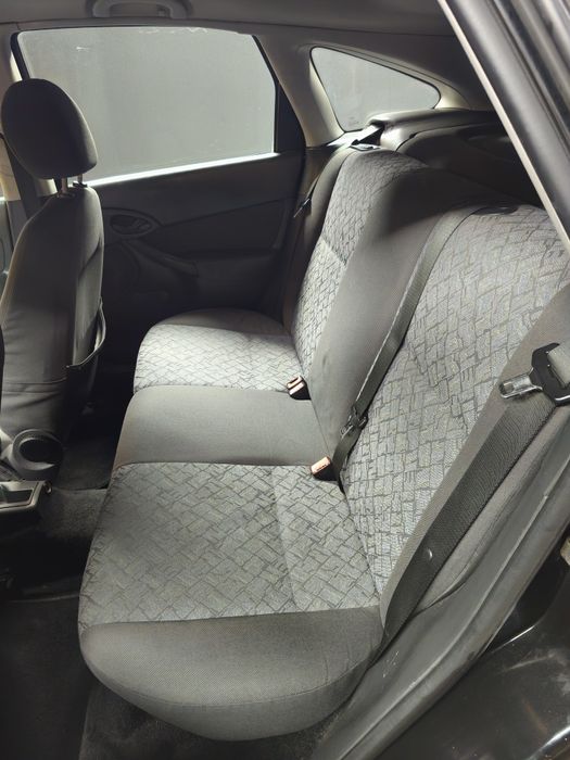 Ford Focus - 1.4 - Gasolina