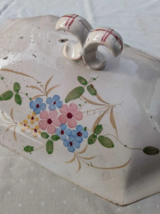 Louça antiga - Terrina