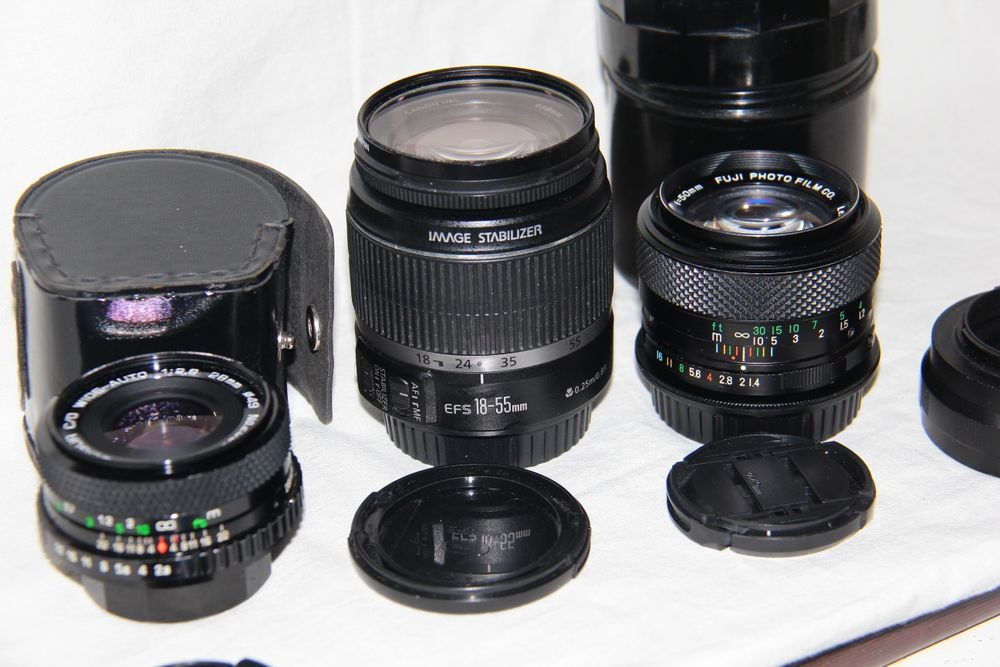 Canon 18-55 3.5 -5.6  , штатив