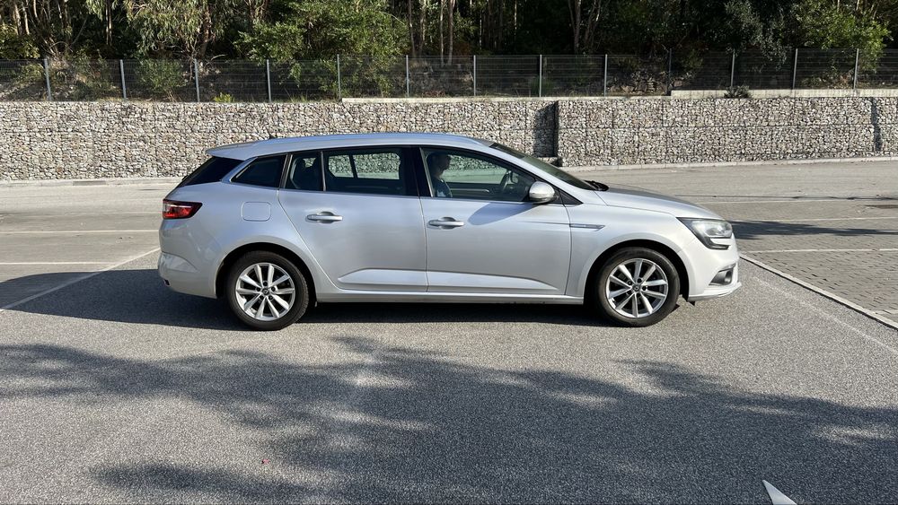 Megane sport tourer 1.5 dci — photo 3