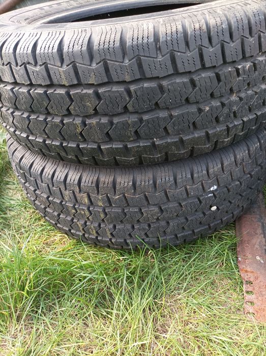 Opony 215/65-16 c