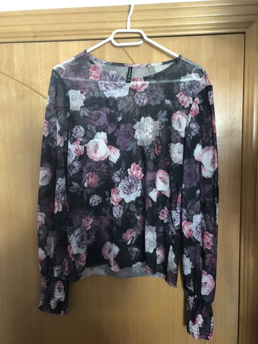 Kwiecista bluzka Stradivarius