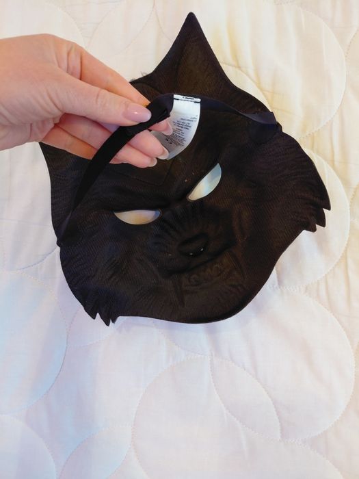 Маска вовка ідеальний стан