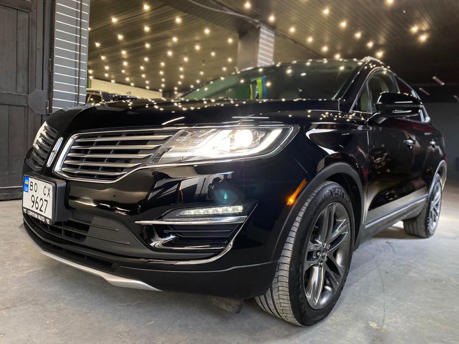 Продаю власне авто Lincoln MKC