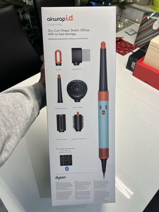 Dyson hs08 airwrap i.d.