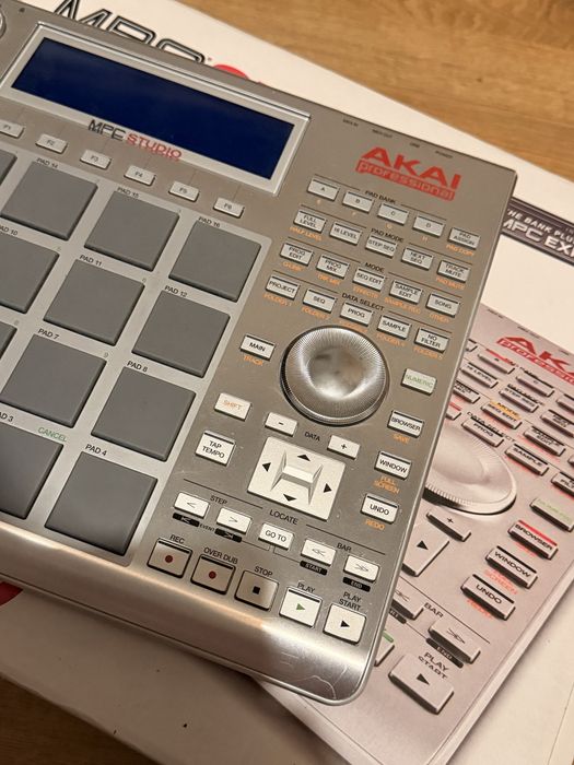 akai mpc studio plus etui