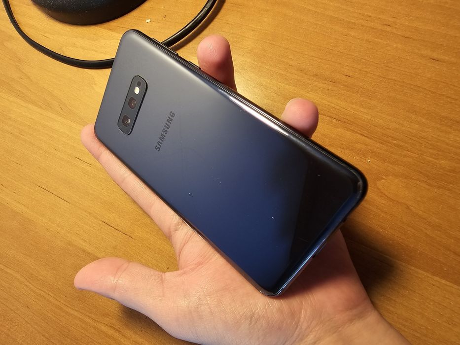 Samsung Galaxy s10e