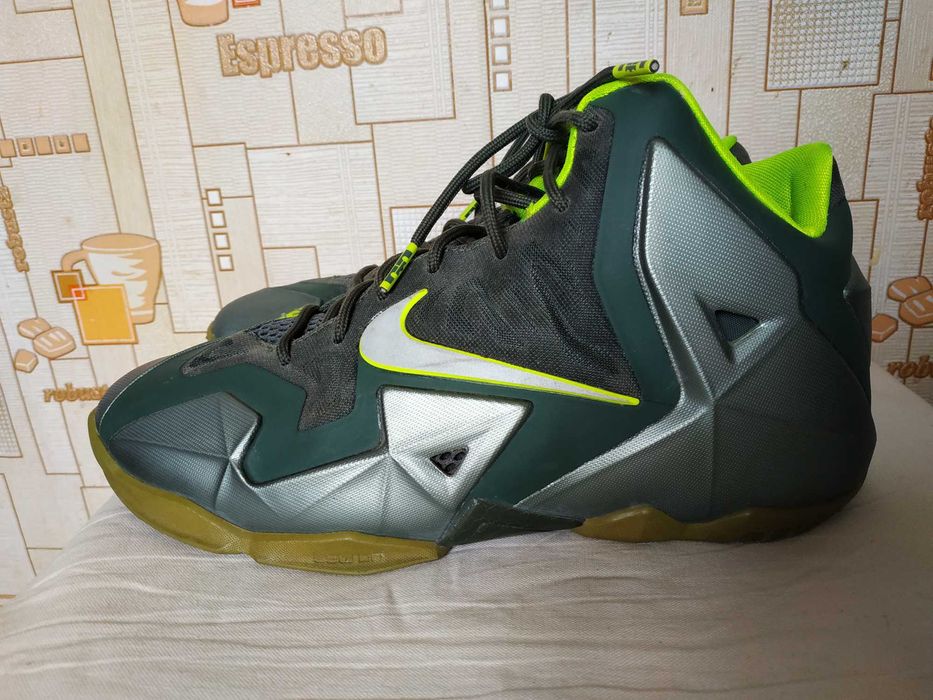 Кроссовки фірмові баскетбольні Nike LEBRON 11 'DUNKMAN' р-р 40 (25 см)