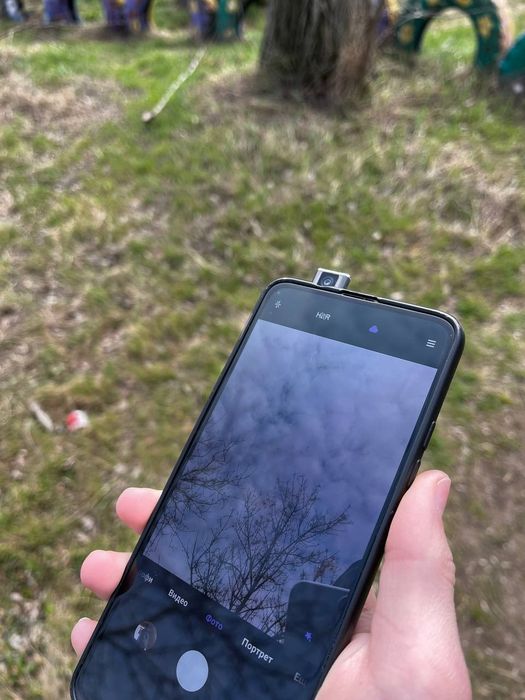 Продам Poco F2 Pro 8/128 Snapdragon 865 5g