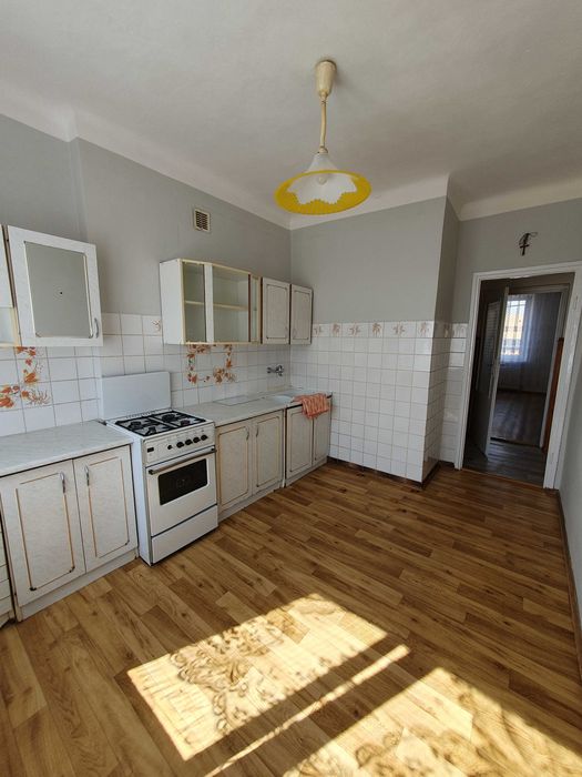2 pokoje, 47 m², 1 piętro – centrum Maków Mazowiecki