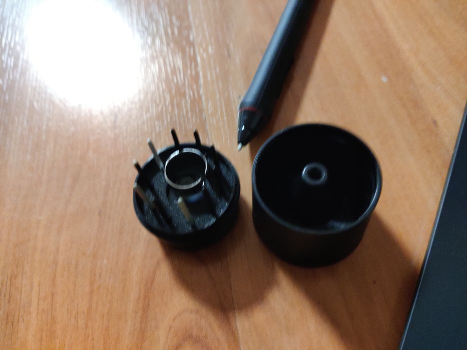 Графічний планшет Wacom Intuos PRO S PTH-451