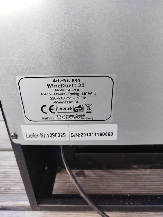 Chłodziarka na wina, sery WineDuett 21
