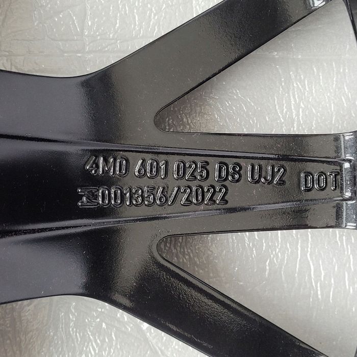 nowa felga audi sq7 q7 22 x 10 et26 oe 4m0601025dp 4m0601025d8 oryginalna