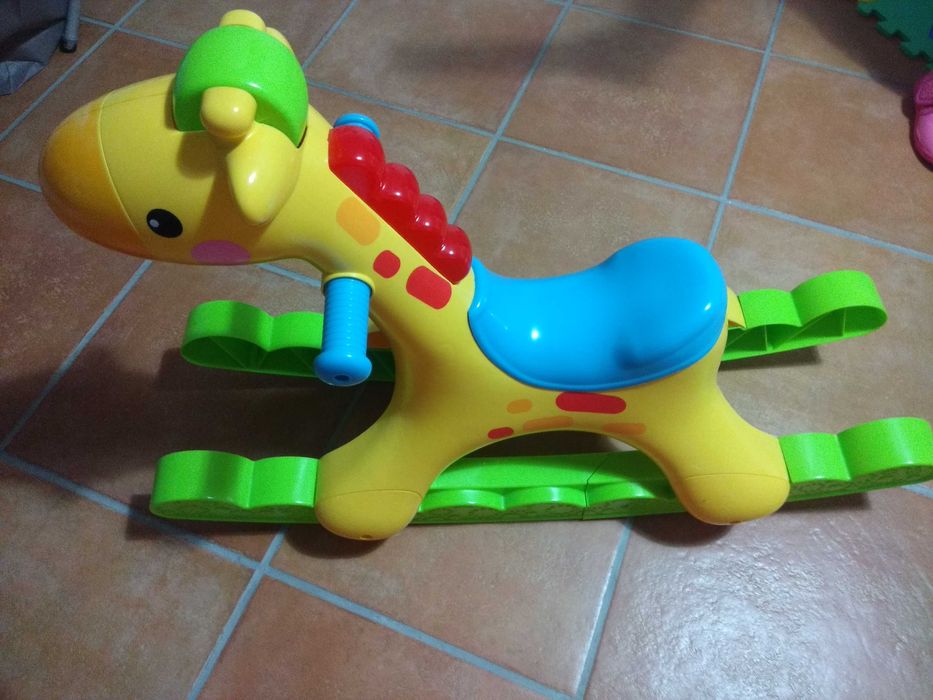 Girafa Fisher Price
