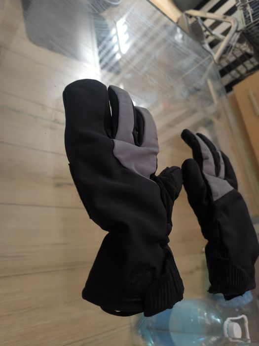Rękawiczki Triban zimowe softshell bardzo dobry stan