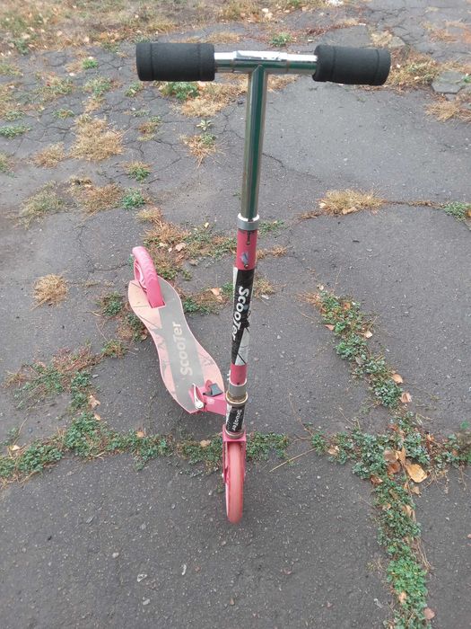 Продам Самокат фирмы Scooter