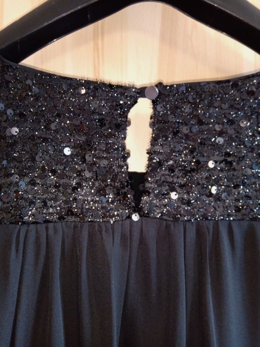 Elegancka sukienka Diverse Premium rozmiar L