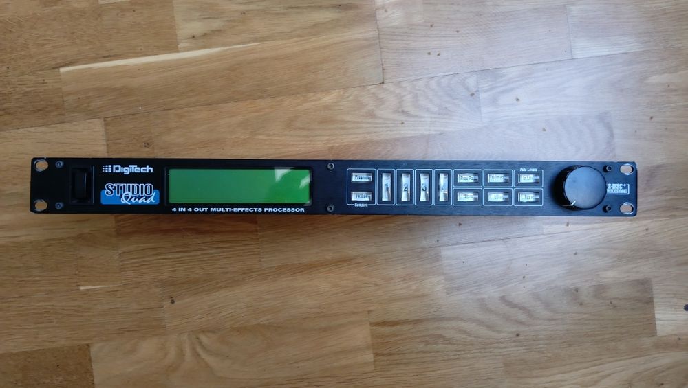 Digitech Quad - studyjny procesor efektów