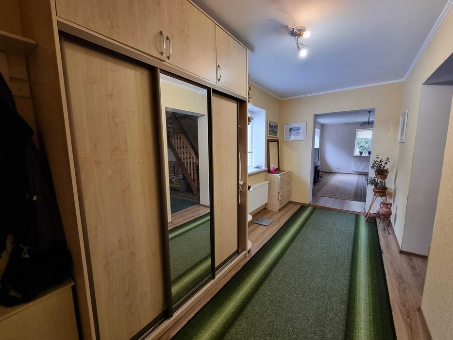 Будинок біля озера, с. Слобода Черкаського району