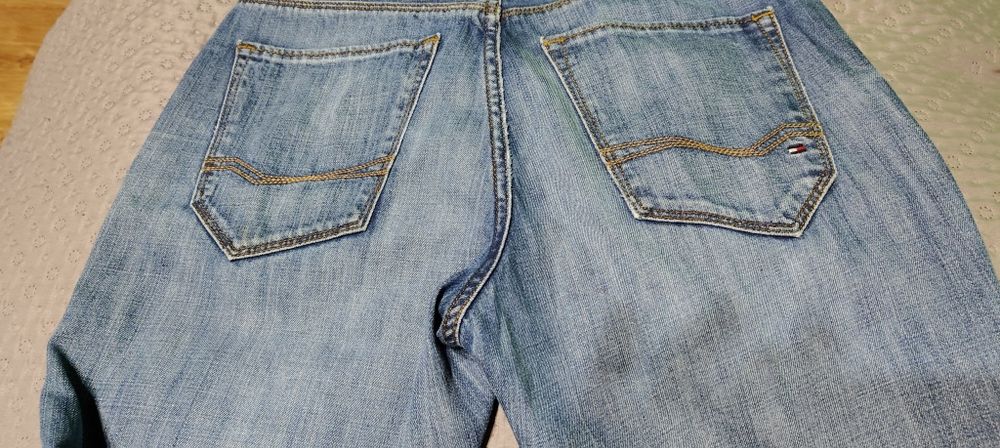 Tommy Hilfiger jeans oryginalny. W32L30