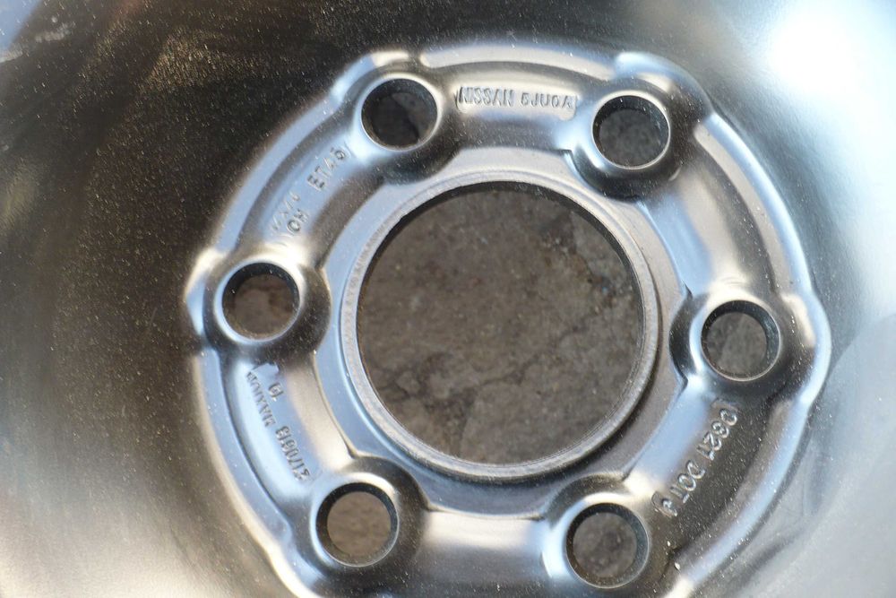 Felgi Stalowe 6X114,3" 7JX17'' 66,1 mm ET45 Nissan Oryginał 4szt. NOWE