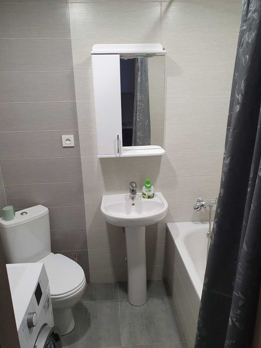 Сдам смарт-квартиру с балконом. ЮЖД, Центр