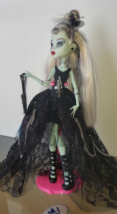 Monster high boneca