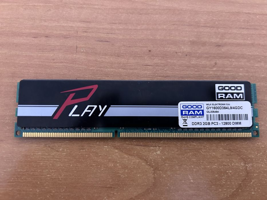 Оперативна памʼять DDR3-1600 2GB PC-3 12800 DIMM Goodram play
