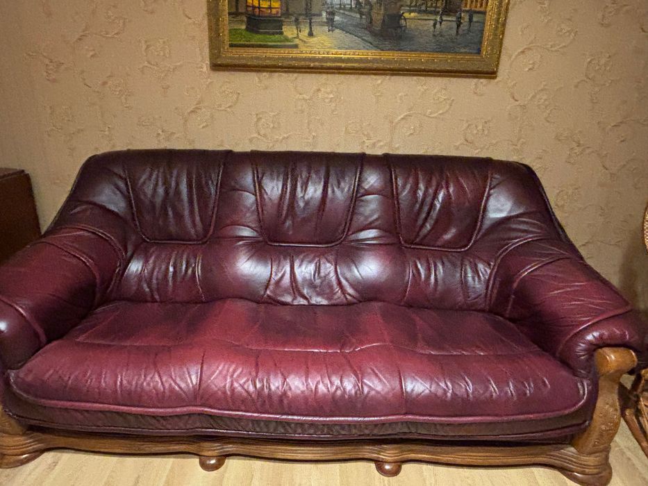 Диван шкіряний ,