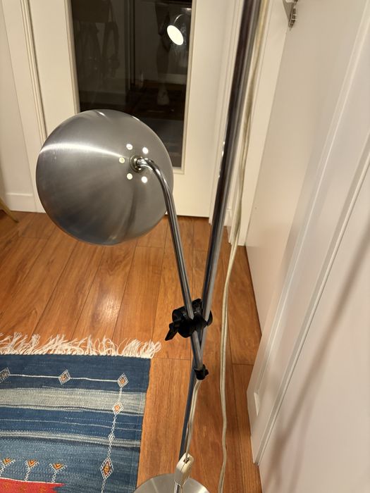 Candeeiro de pé vintage regulavel