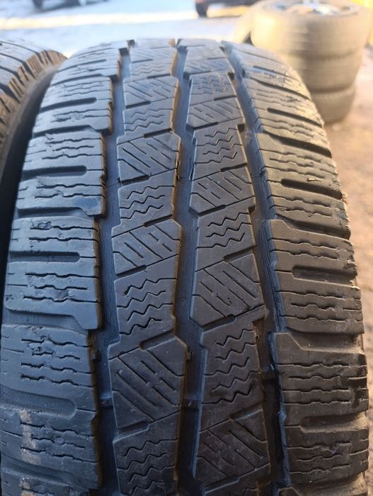 215/60/17c Michelin agilis alpin