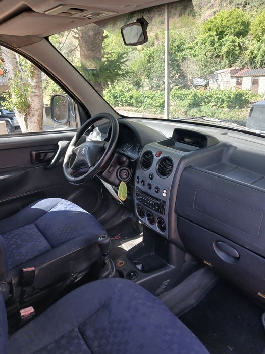 Peugeot Partner 1.6 Diesel – Ano 2009
