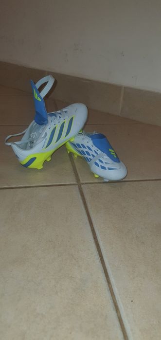 Adidas Predator/Nike Phatom Jr