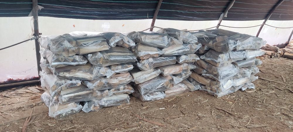 Lenha ao metro cúbico