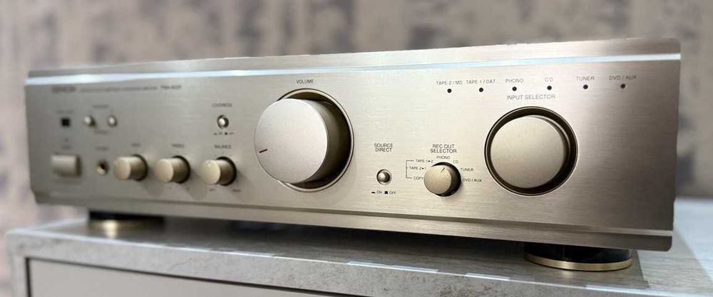 Интегральный стерео усилитель Denon PMA-655r. Состояние нового. Продам