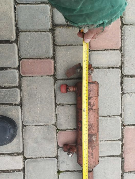 Продам гидравлический цилиндр