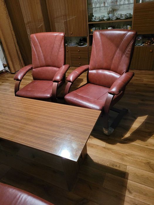 Komplet mebli skórzanych