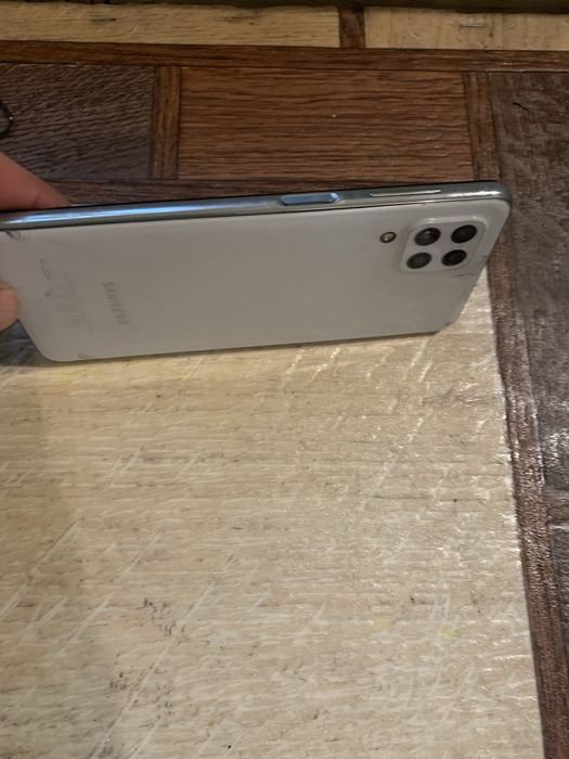 смартфон Samsung m32