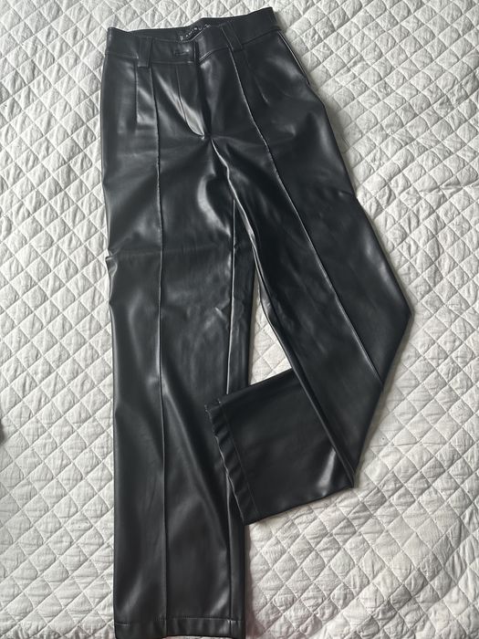 Брюки з еко шкіри