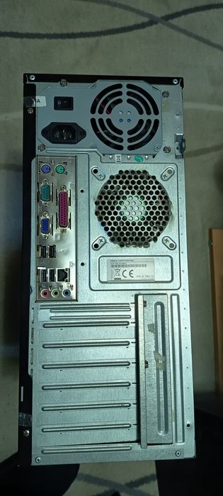 Torre pc computador antigo