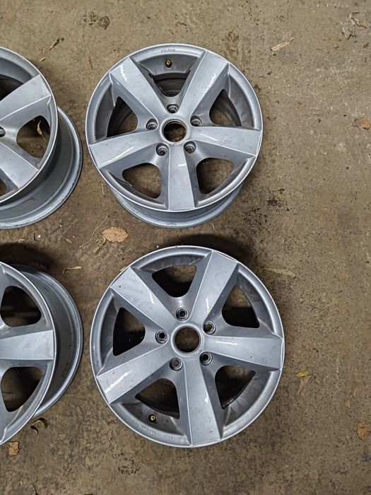 Felgi  aluminiowe Dezent 16