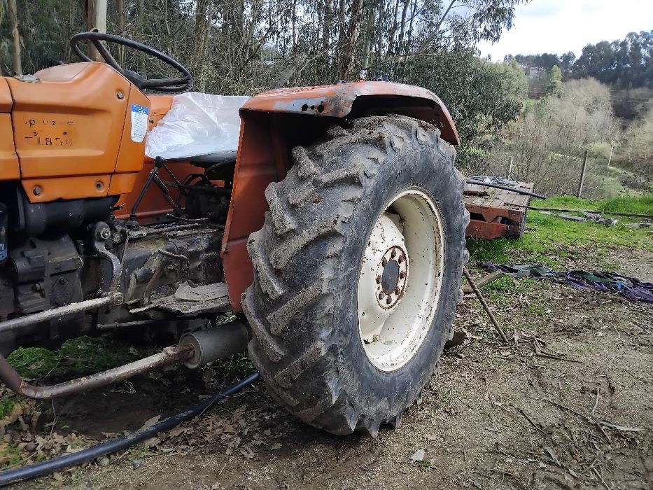 Trator fiat vendo ou troca
